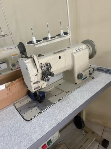 Máquina 2 agulha toda revisada 3 meses garantia