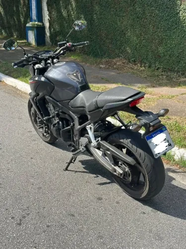 Cb650f ac troca do meu interesse a vista faço preço