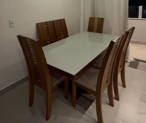 Mesa 6 cadeiras