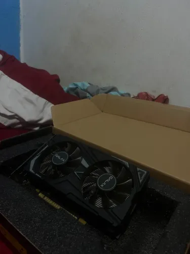 Vendo placa de vidro gtx 1650 super 4gb