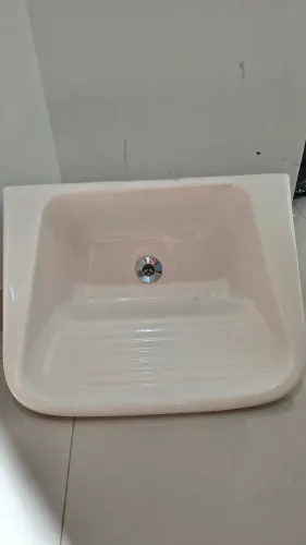 Tanque de Mão 50x40 seminovo branco