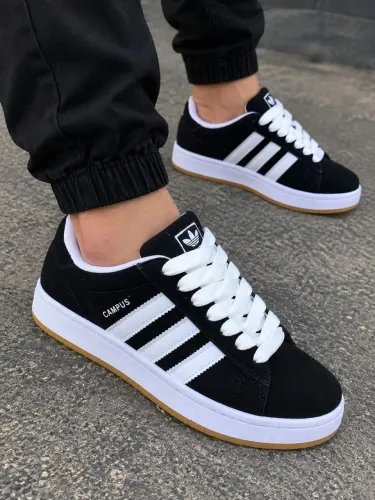 Tênis Adidas todo preto a pronta entrega