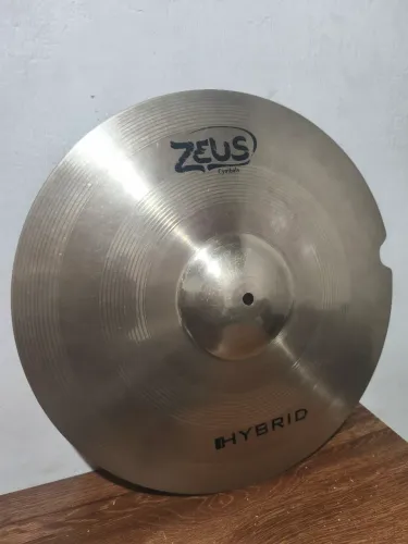 Prato Zeus Hybrid Crash 18"
