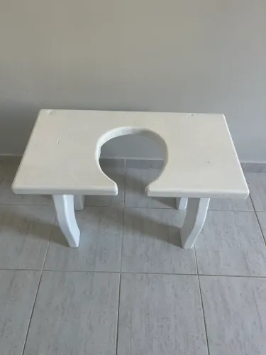 Cadeira de banho (banco) em Angelim super resistente à água
