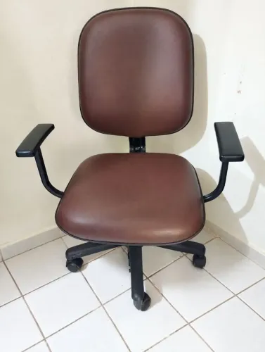 Cadeira Giratória