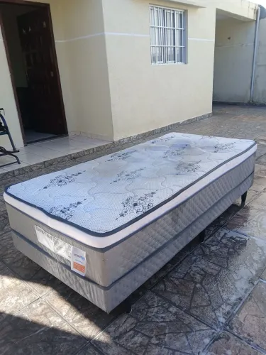 Cama de solteiro