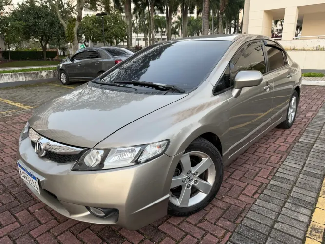 Honda Civic Sedan LXS 1.8/1.8 Flex 16V Mec. 4P 2008