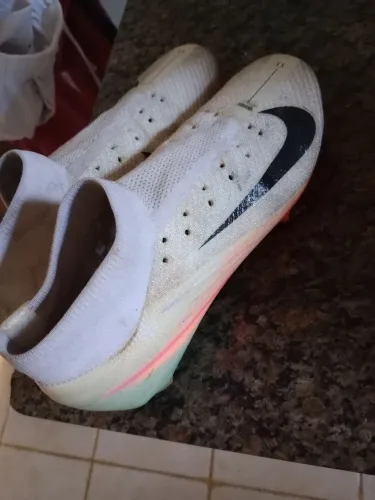 Vendo chuteira Nike