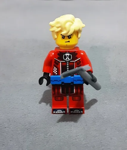 LEGO minifigura Cooper - Red Racing (Dreamzzz), com acessórios (Set 71459)
