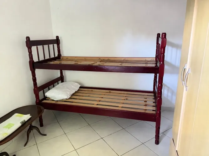 Cama de solteiro beliche