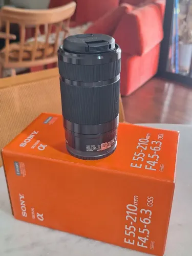 Sony Lente 55-210 mm/F 4,5-6,3 OSS 55 mm