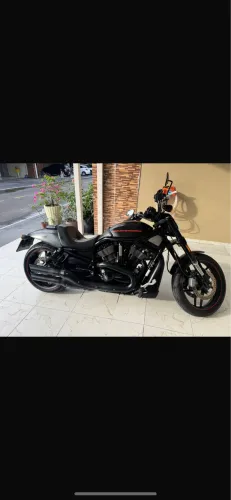 Harley Davidson impecável