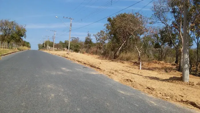 Vendo Lotes e chácaras próximo a represa de Três Marias MG - Todos escriturados