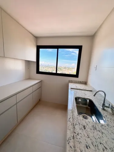ELEV MARISTA com Armários 130m² 3 Suítes