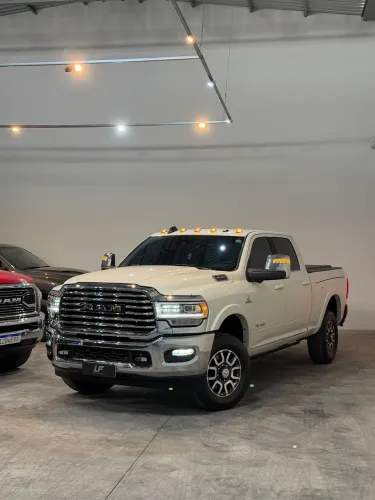Ram 3500 Limited Longhorn 6.7 TB CD Diesel 2024