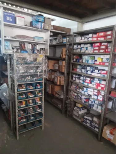 Vendo estoque autopeças, fundo de loja 