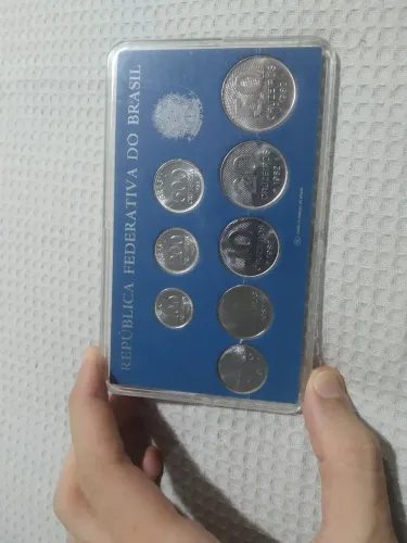 Blister 8 moedas cruzeiro 1985
