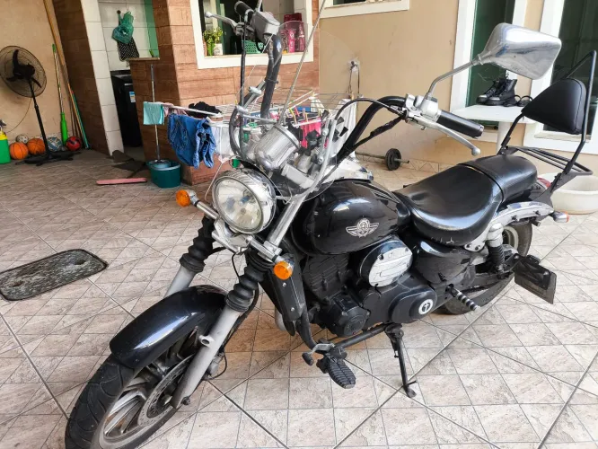 Horizon 250 linda maravilhosa com som jbl