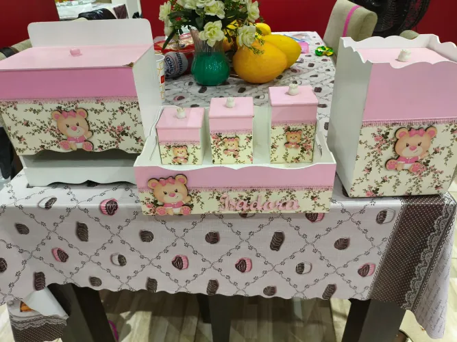 Kit de higiene menina 