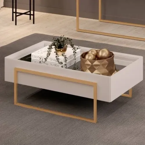 Mesa de centro com espelho no tampo