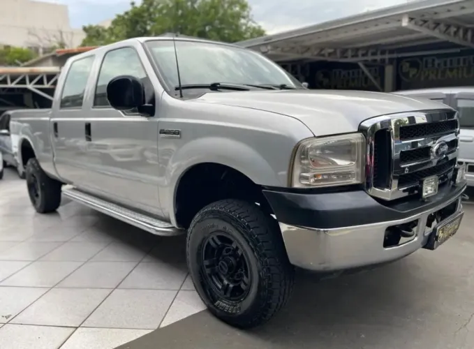 Ford F-250 XLT 3.9 4X2 CD TB Diesel 2009