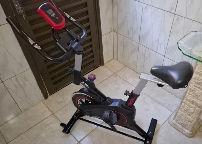 Bicicleta Ergométrica Kxt-1000 Seminova