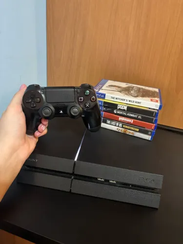 Ps4 Slim 500GB + 1 controle + 6 jogos