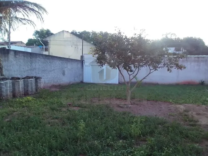 Terreno em São Francisco, Jacaraípe, 360m², escriturado, murado, 400m do mar