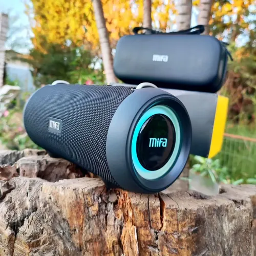 Caixa de som bluetooth Mifa A90 IPX8 60W Cor Preta(LACRADA)
