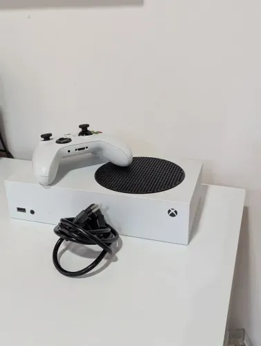 Vendo Microsoft Xbox série S