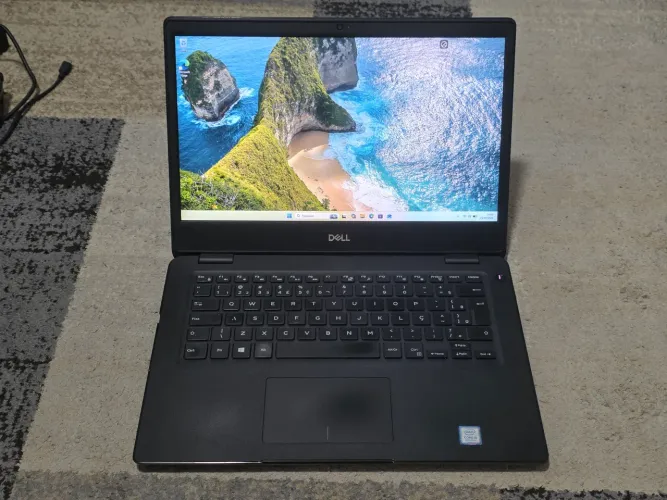Notebook Dell Latitude 3400 i5 8265U 8GB RAM 256GB SSD NVME - Tela 14"