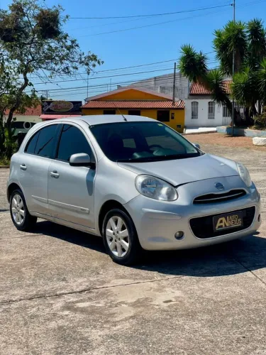 Nissan March SV 1.6 16V Flex Fuel 2014