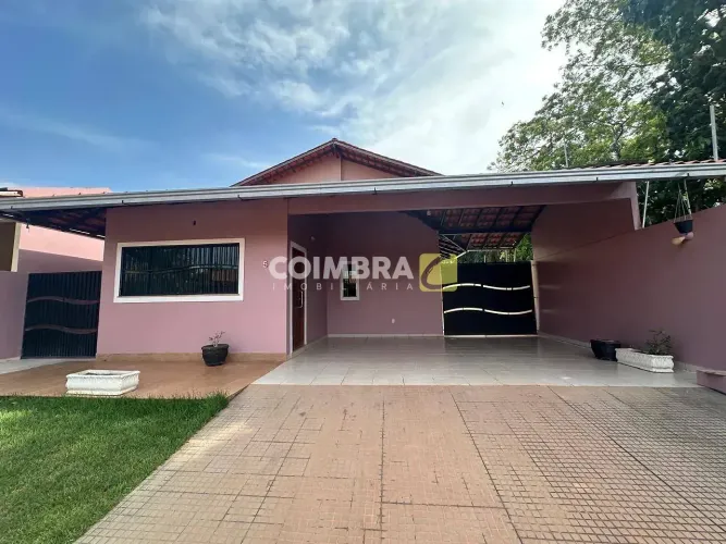 Casa p/ Locação no RESERVA DA FLORESTA: 4/4 (Sendo 1 Suíte) + 2 Garagens, MÓVEIS PLANEJADO