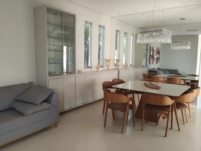 Casa à venda no condomínio Paradiso Ecológico em Uberlândia