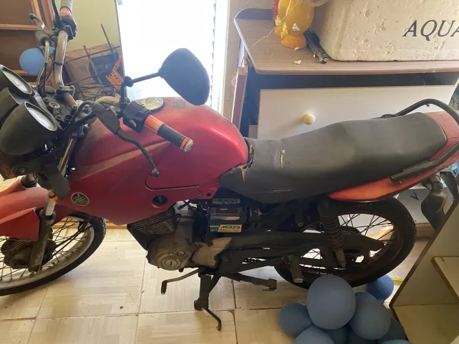 Moto a venda