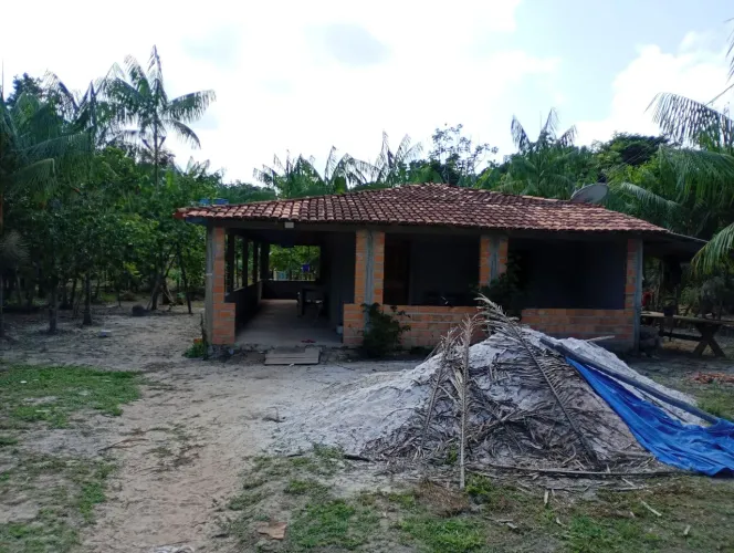 vende se um sítio