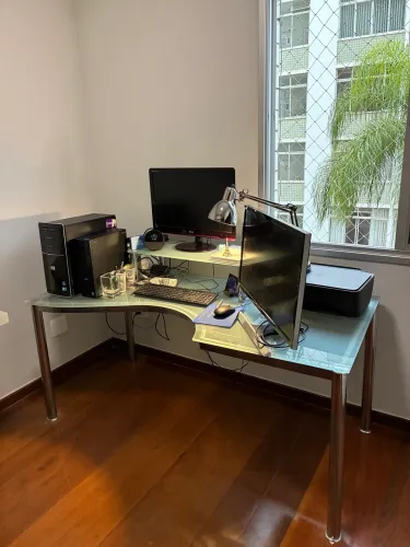 Mesa de Escritório 1,60m em Inox com Tampo de Vidro