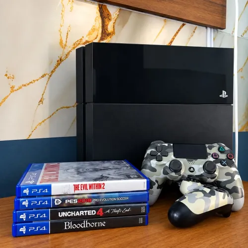 PS4 FAT 500GB + 2 CONTROLES + 4 JOGOS + CAIXA