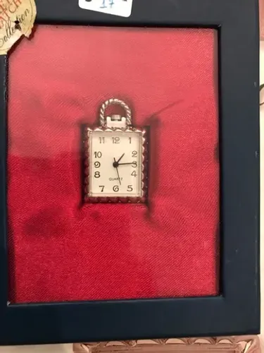 Relógio de bolso de época coleção the pocket watch da editora Salvat