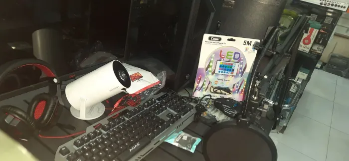 Kit Gamer Completo - Headset, Teclado, Mouse, Microfone e Iluminação LED