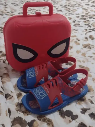Sandália Homen Aranha com Lancheira 