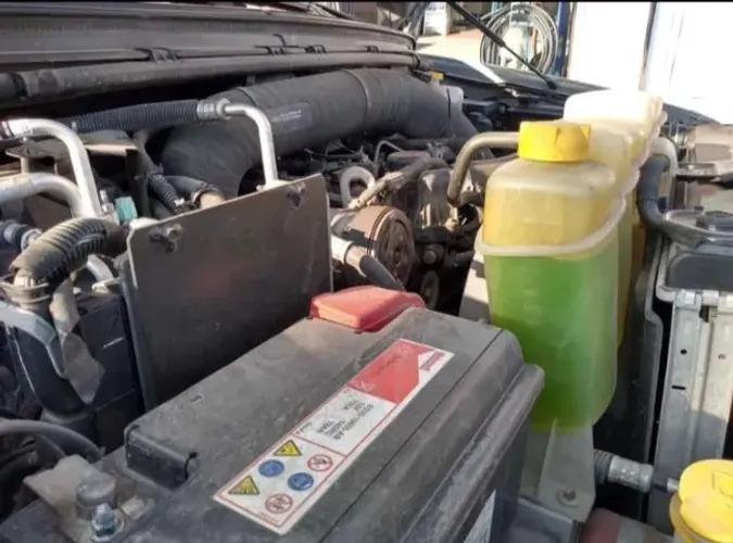 F4000 2017 4x4 2P Carroceria