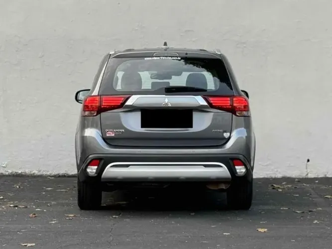 Outlander Sport 2021 Airbag Retrovisor Parachoque Lanterna Farol Porta Motor Capo Sucata