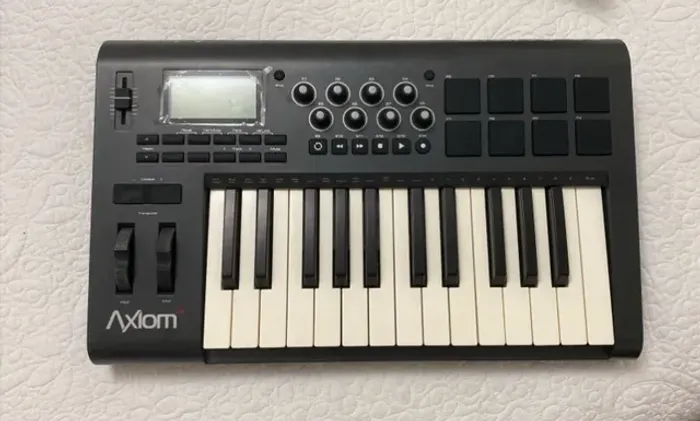 Controlador M Audio Axiom 25