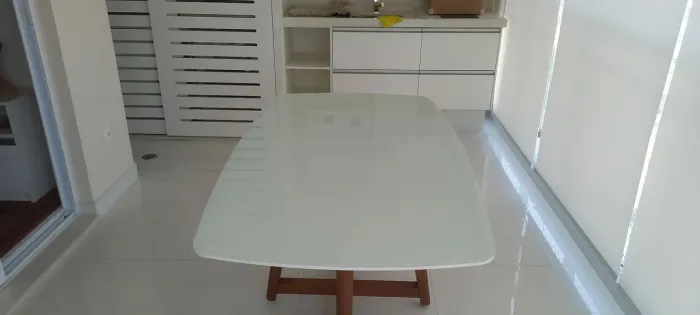 Mesa de Jantar Laqueada - 499,00
