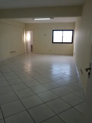 Sala comercial Praia do Morro