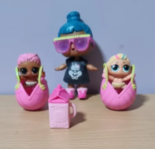 Kit 1 boneca LOL Surprise e 2 bonecas LIL Sister, originais