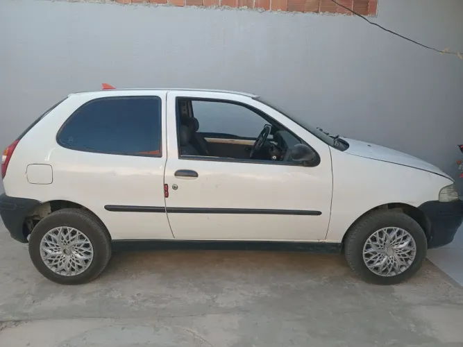 Palio 1.0 Fire 8V 2 portas R$13.500