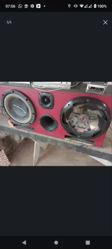Caixa de som ata carro