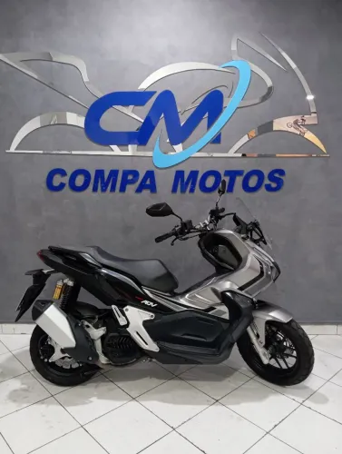 ADV 150 ABS 2023 TROCO E FINANCIO 